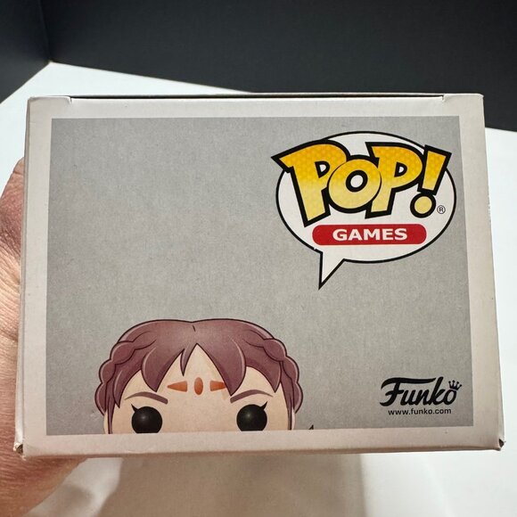 Funko Pop! Games- Ni No Kuni II, Tani with Higgledy #329 - Picture 2 of 4
